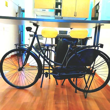 Trastevere In Bike - Con Wi-Fi E Ac 로마 외부 사진