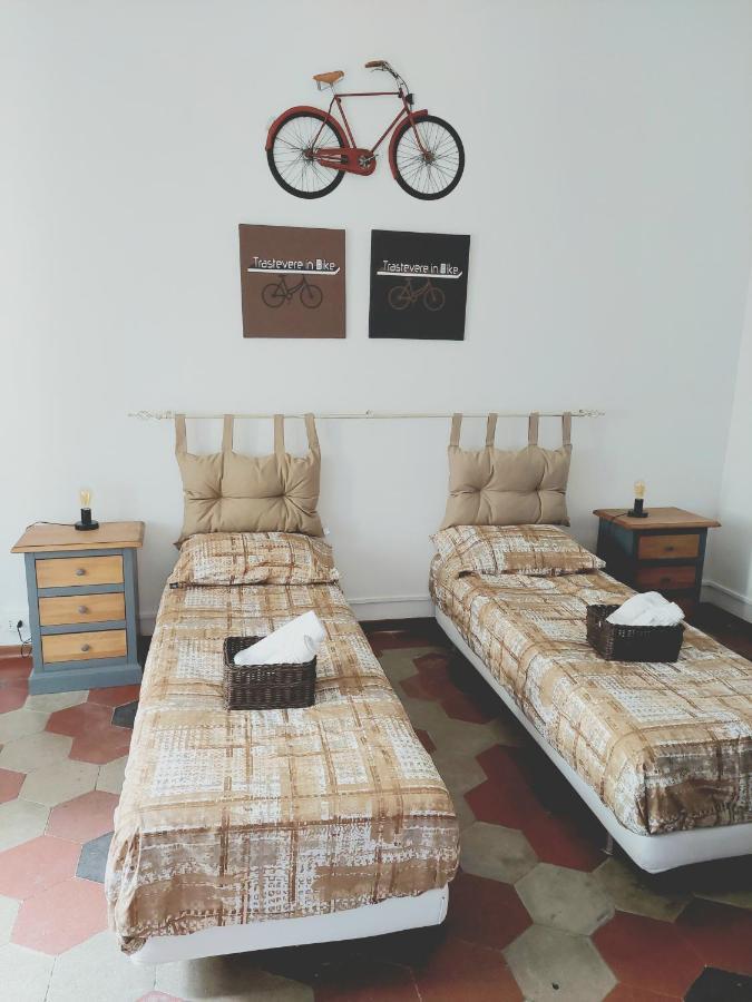 Trastevere In Bike - Con Wi-Fi E Ac 로마 외부 사진