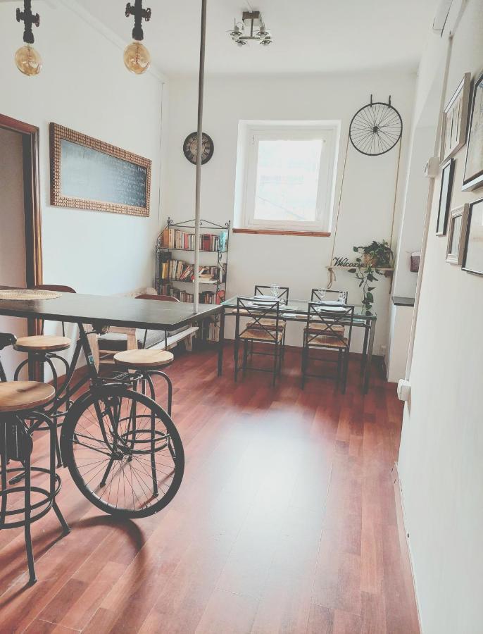 Trastevere In Bike - Con Wi-Fi E Ac 로마 외부 사진