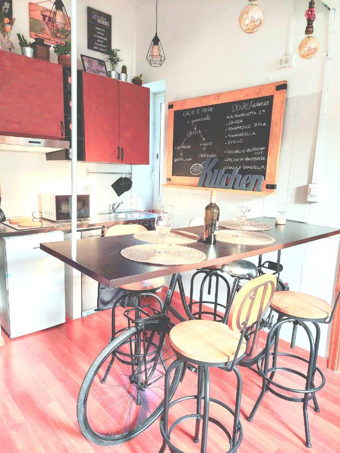 Trastevere In Bike - Con Wi-Fi E Ac 로마 외부 사진